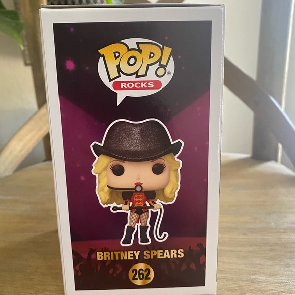 Britney Spears chase funko pop - Picture 4 of 9